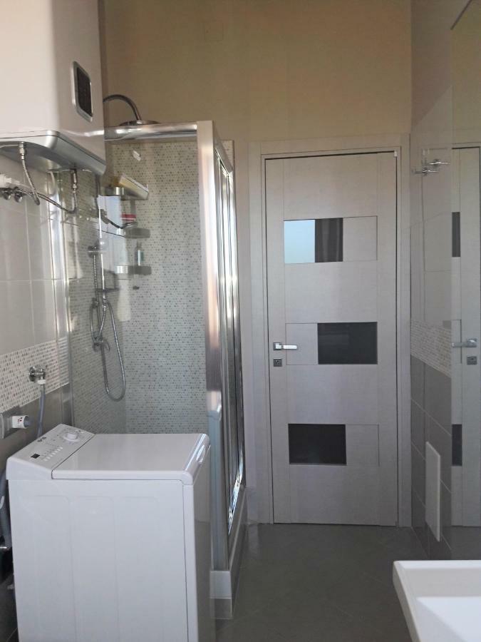 Apartamento La Casa Di Giulia Caserta Exterior foto