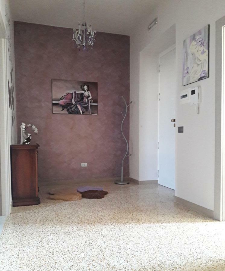 Apartamento La Casa Di Giulia Caserta Exterior foto